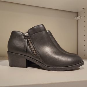 Black Zipper Booties